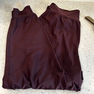 Old Navy Burgundy High-Rise Jogger Go Dry XL